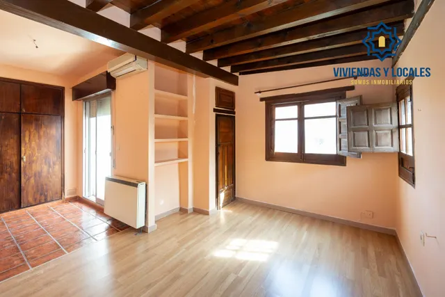 Preciosa casa en Ogíjares con piscina y jardín — 30