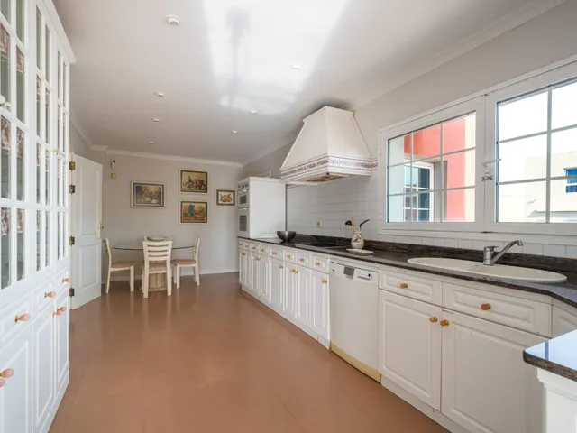 Chalet independiente con jardín y piscina privada en La Garita precio negociable — 25