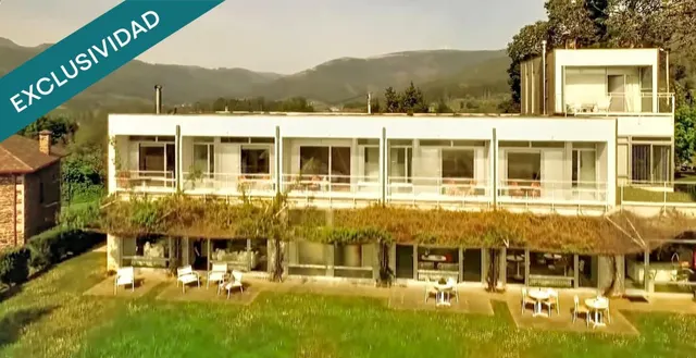 Hotel de Naturaleza en Venta en Galicia con 1.601 m² de parc - foto 4