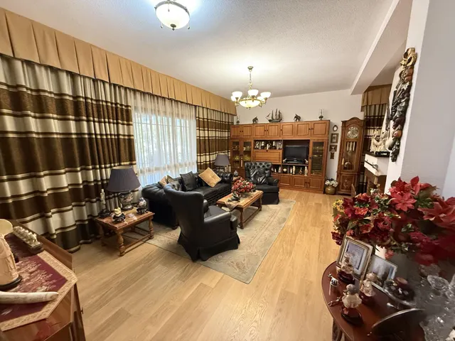 UN CHALET IDEAL DE UNA SOLA PLANTA — 6