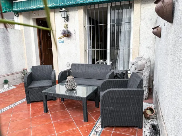 ADOSADA 3 DORMITORIOS EN CENTRO-OESTE — 4