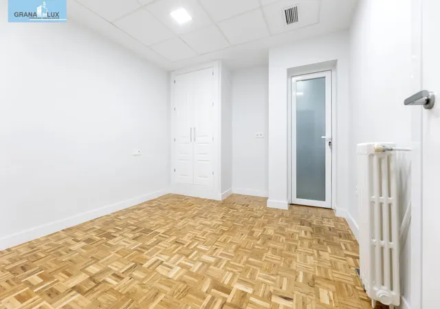 PISO DE 5 DORMITORIOS EN CALLE RECOGIDAS — 15