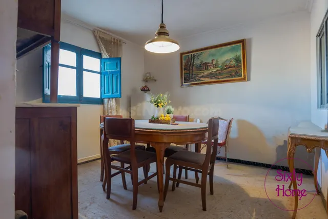 Casa independiente para reformar con almacén en Alconchel de - foto 2