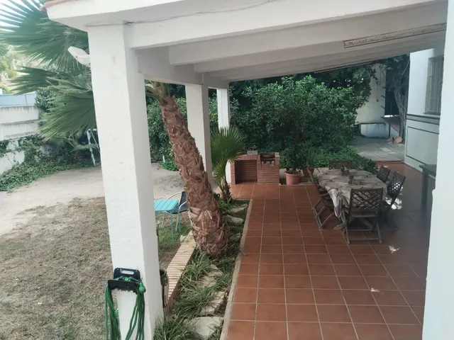 Chalet independiente esquina  en avenida Denia — 11