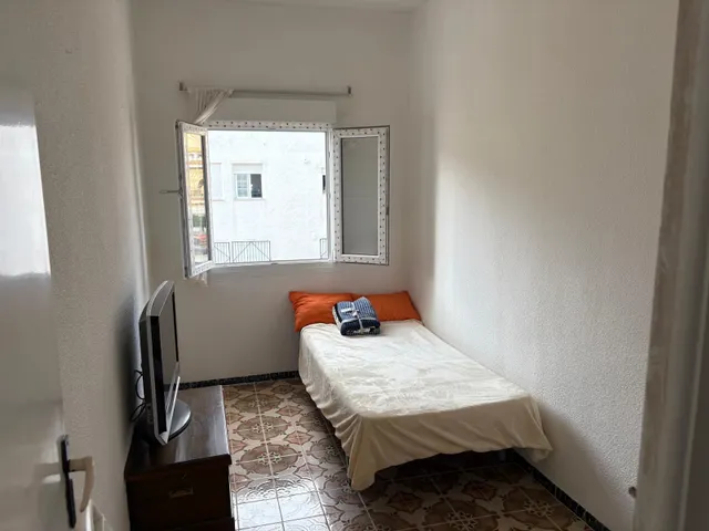 Acogedor apartamento en Santa Pola, Tamarit a solo 150 metros de la playa — 8
