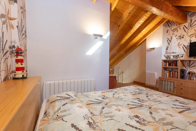 PISO CON BALCÓN, GARAJE Y TRASTERO URBANIZACIÓN PRIVADA CON PISCINA — 32
