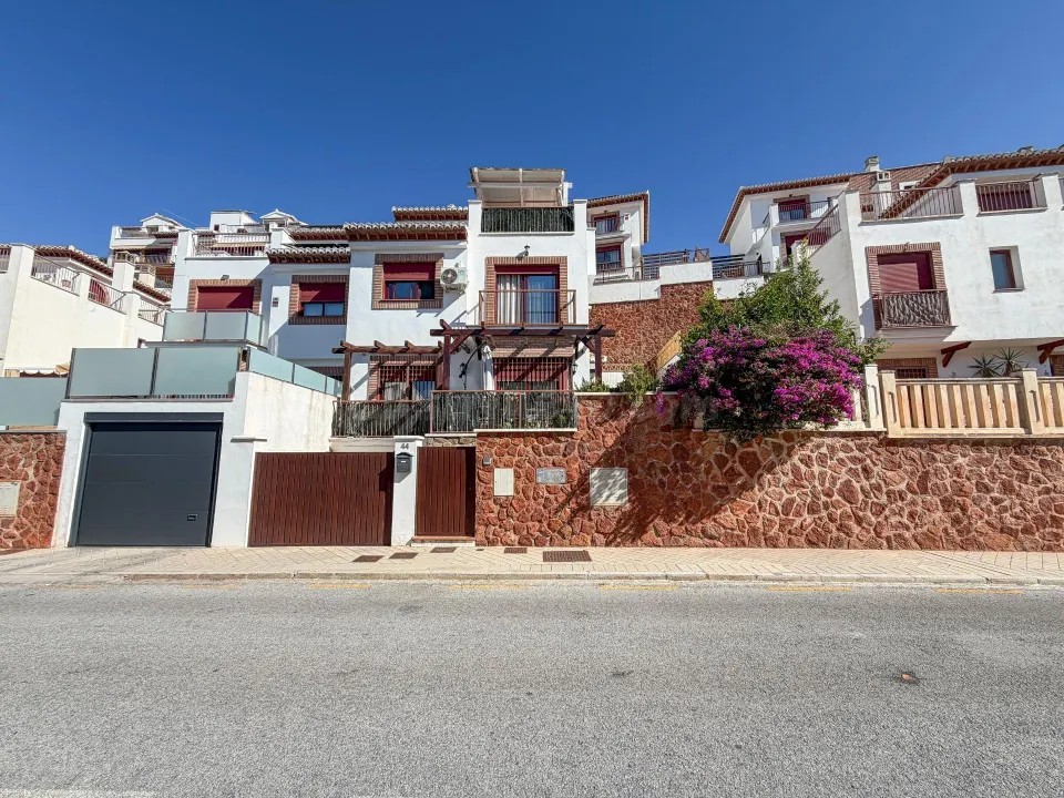 Casa Pareada en Granada capital (Lancha del Genil)