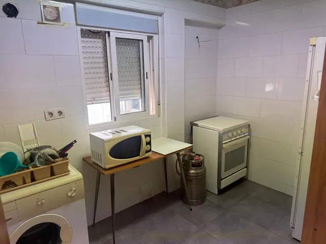 OPORTUNIDAD EN BUENA ZONA DE ALFAFAR,3 habitaciones Y MUCHAS POSIBILIDADES — 20