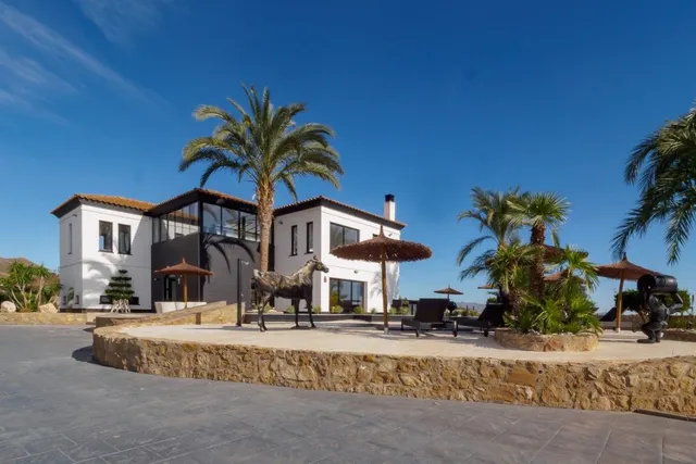 Villa 3 habitaciones 289m² en venta - Costa de almeria — 35