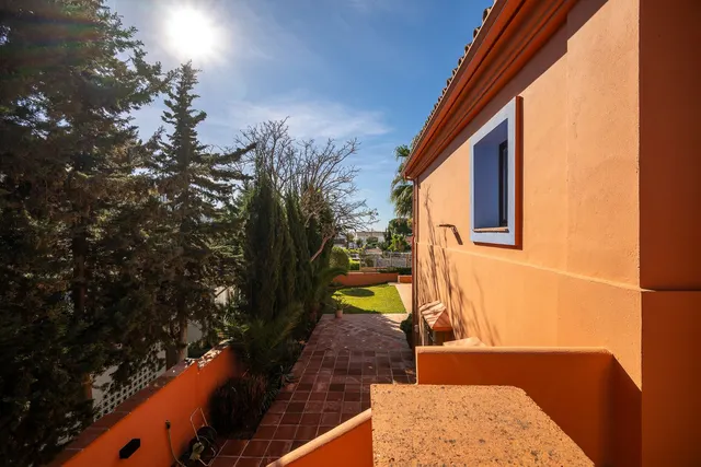Chalet 3 habitaciones 368m² en venta - Marbella — 47