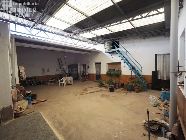 ¡Oportunidad única en Tomelloso! Casa en planta baja ideal p - foto 4
