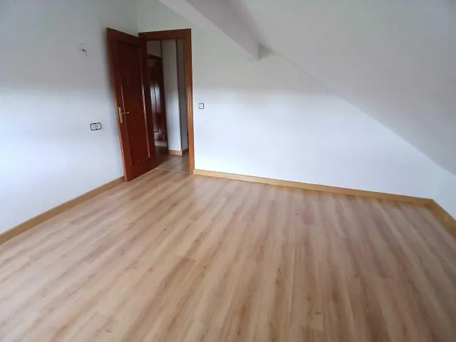ESTUPENDA CASA  CON JARDIN EN VILLAREJO DE ORBIGO — 8