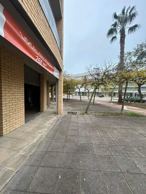 LOCAL EN VENTA EN AVENIDA DIPUTACIO, 181 — 16