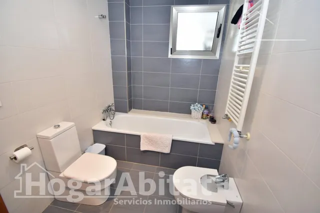 PRECIOSO ADOSADO PAREADO CON PISCINA, 3 TERRAZAS Y BARBACOA  JUNTO AL PUERTO — 41