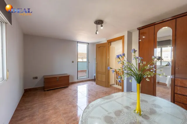 Casa independiente a 5 minutos de Granada en buen estado para entrar a vivir — 37