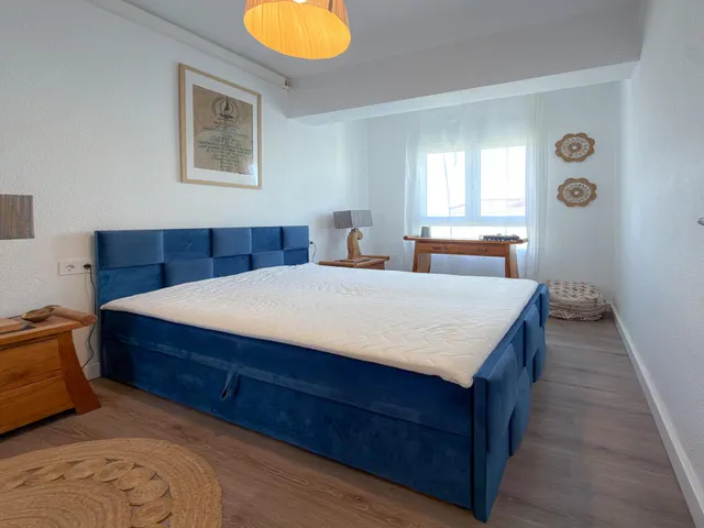 Maravilloso ático con increíble diseño, completamente exterior + terrazas con vistas panorámicas (280 mts del mar) — 18