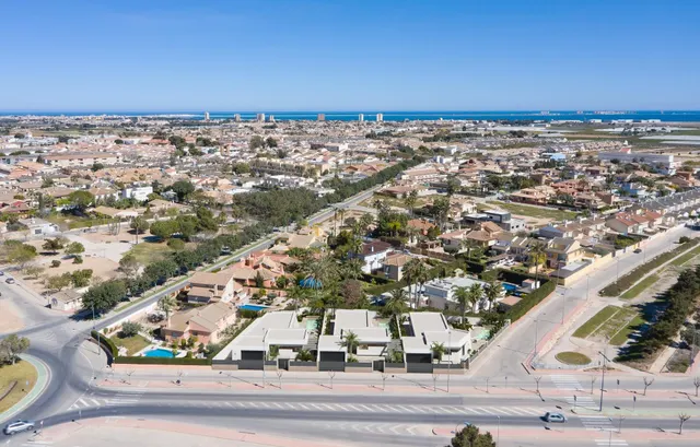 Villa de una planta con 3 dormitorios y piscina privada en San Javier — 28