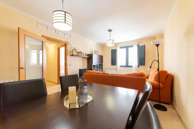 Piso 2 habitaciones 83m² en alquiler - Gran via — 5