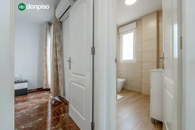 Encantadora Casa Reformada en Ogijares con Vistas y Espacios para Disfrutar — 28