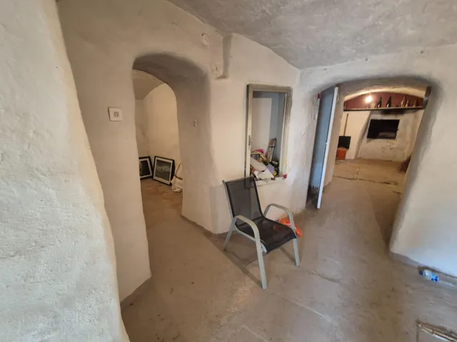 Se vende campo cueva en Petrer — 13