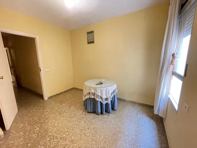 Piso junto a la Plaza de Toros. — 26