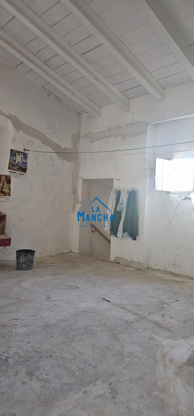 *55.000€* inmobiliaria la mancha vende casa entre Tobarra y hellín-Albacete — 29