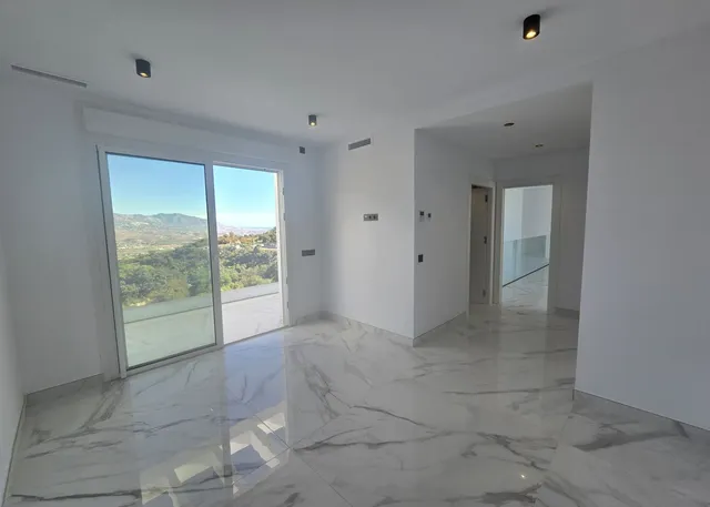 Chalet 4 habitaciones 297m² en venta - Marbella — 24