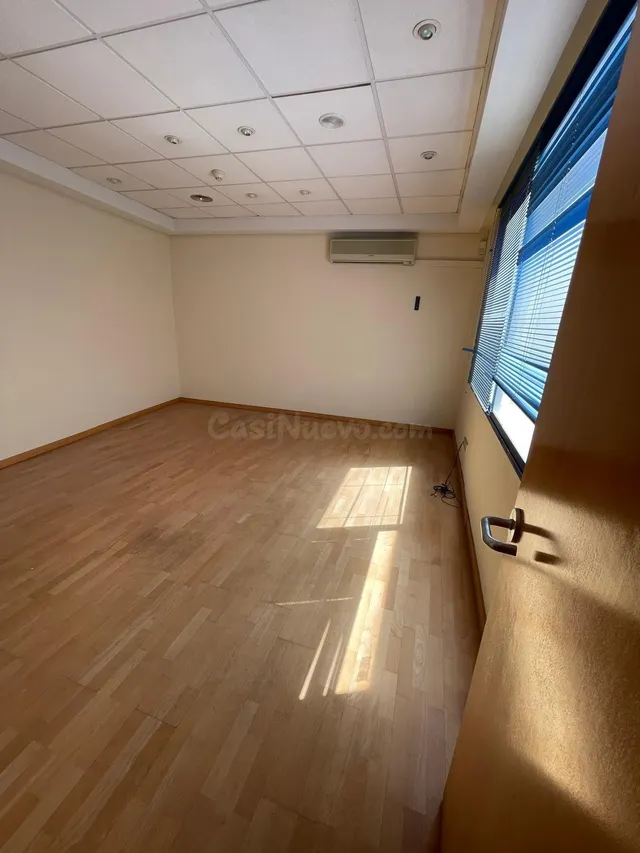 Oficina 210m² en venta - Ronda Magdalena Norte - foto 2