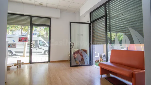 Local en planta baja - foto 4