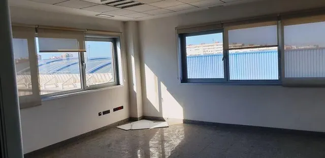 Venta de 4 Oficinas en Avda. Hytasa - Sevilla (Alquiladas) — 15