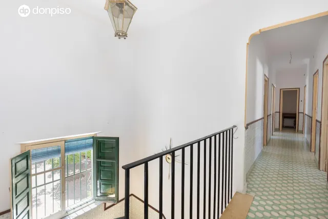 Casa con gran solar — 28
