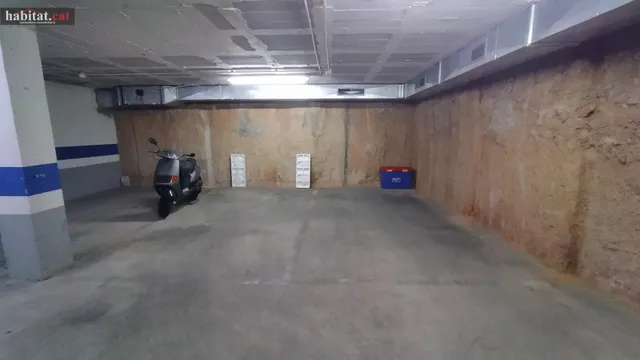 ¡¡ PARKING EN VILANOVA I LA GELTRÚ - ZONA CENTRO !! — 12