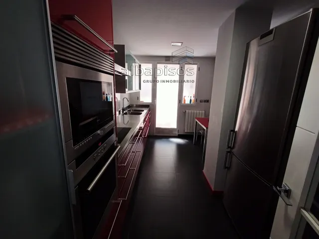 Bonito piso de 129 m2 útiles en el paseo de la feria | garaje y trastero incluidos — 35