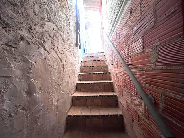 Vivienda con patio interior en venta Carcaixent ! — 28