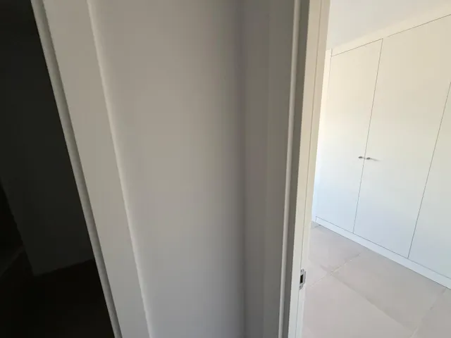 Vivienda moderna en Mijas con vistas al mar y jardín privado — 46