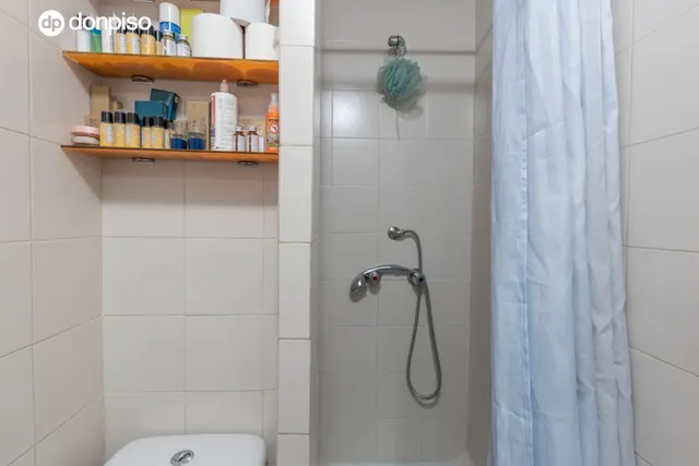 Exclusivo piso señorial con terraza en el Paseo del Salón (Cuesta de Escoriaza), con cochera y trastero. — 46