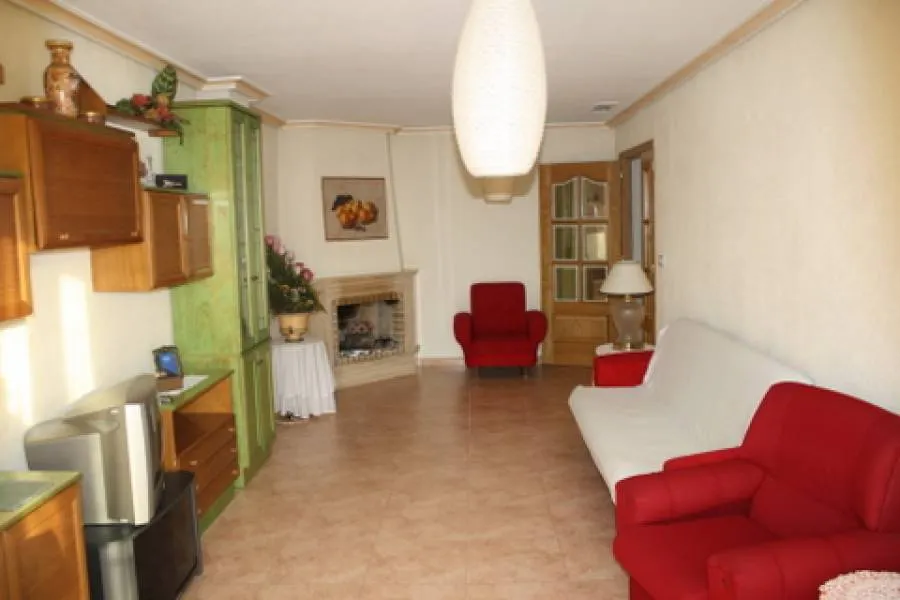 ¡¡¡ BAJADA DE PRECIO !!! Fantástico piso en Jacarilla.