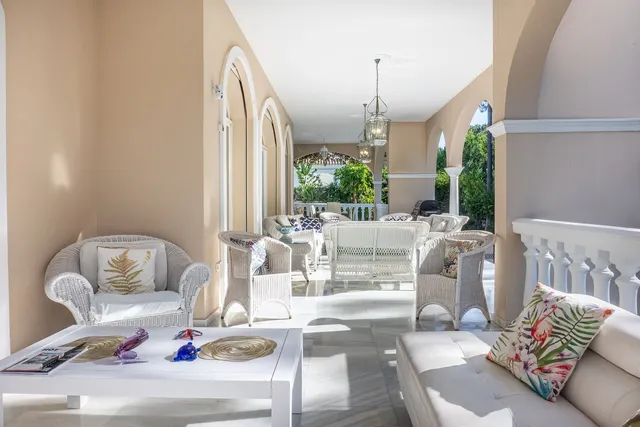 Chalet 5 habitaciones 539m² en venta - Costa Del Sol — 8