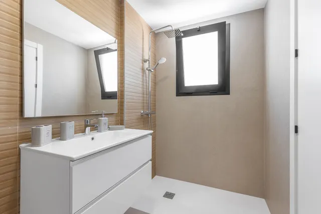 Adosado 3 habitaciones 188m² en venta - Comunidad valenciana — 28