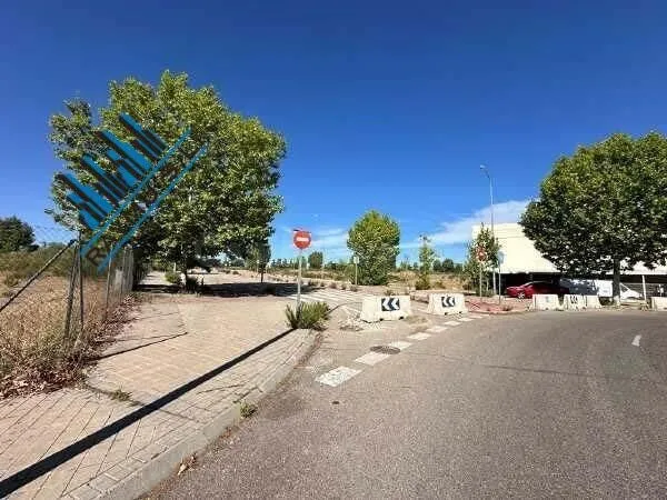 Parcela industrial de 10.627 m2 – Valdearenal Sur, Arroyomol - foto 5
