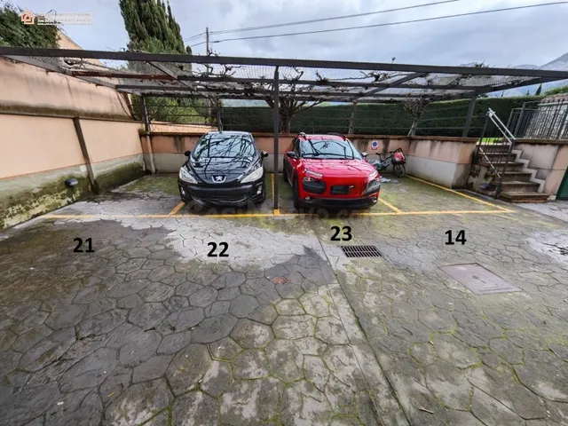 2 Plazas de Aparcamiento en Complejo Residencial con Piscina - foto 5