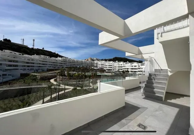 EXCLUSIVO ATICO EN SERENA HOMES, EL LIMONAR, MÁLAGA — 9