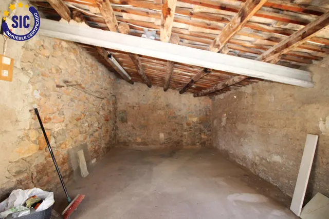 Parcela, solar o patio en el centro y casco histórico de Oropesa, particular o promotor — 18
