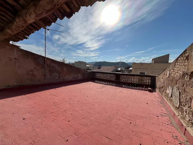 Oportunidad, tres pisos de 140m2 + terraza 100m2, segundo con 125m2 y dúplex 125 m2 con terraza 30m2 — 25