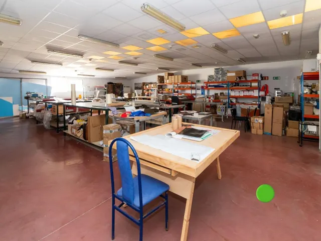 NAVE EMPRESARIAL DE 470 m2 EN VENTA EN POLÍGONO PALMONES – L - foto 5