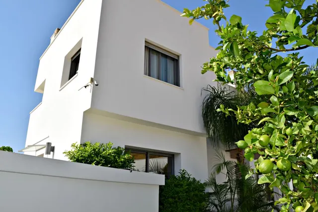 Espectacular villa de 6 dormitorios con vistas despejadas al mar — 30