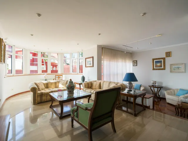 Chalet independiente con jardín y piscina privada en La Garita precio negociable — 33