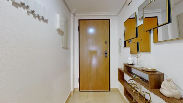 PISO DE TRES DORMITORIOS CON PISCINA CLIMATIZADA, GIMNASIO Y SAUNA EN SAN PEDRO DEL PINATAR — 9