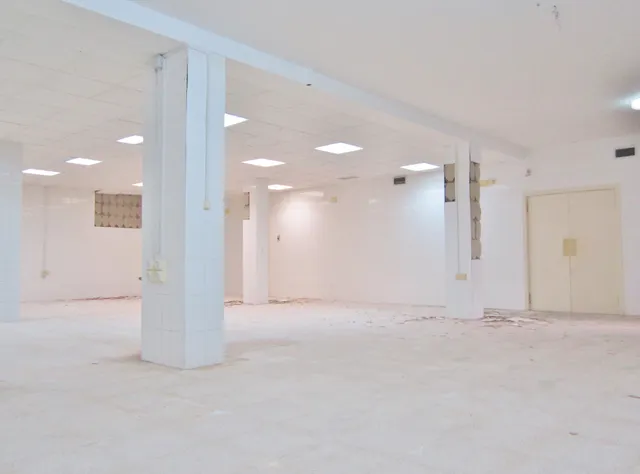 Oportunidad invesores!!! Gran local comercial de 300 metros en la Av. de Denia. — 3