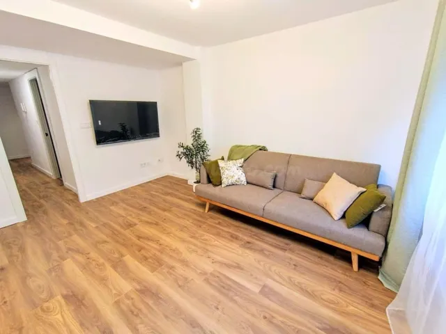 Venta de Piso 3 Dormitorios 1 Baño en Aiora - foto 4